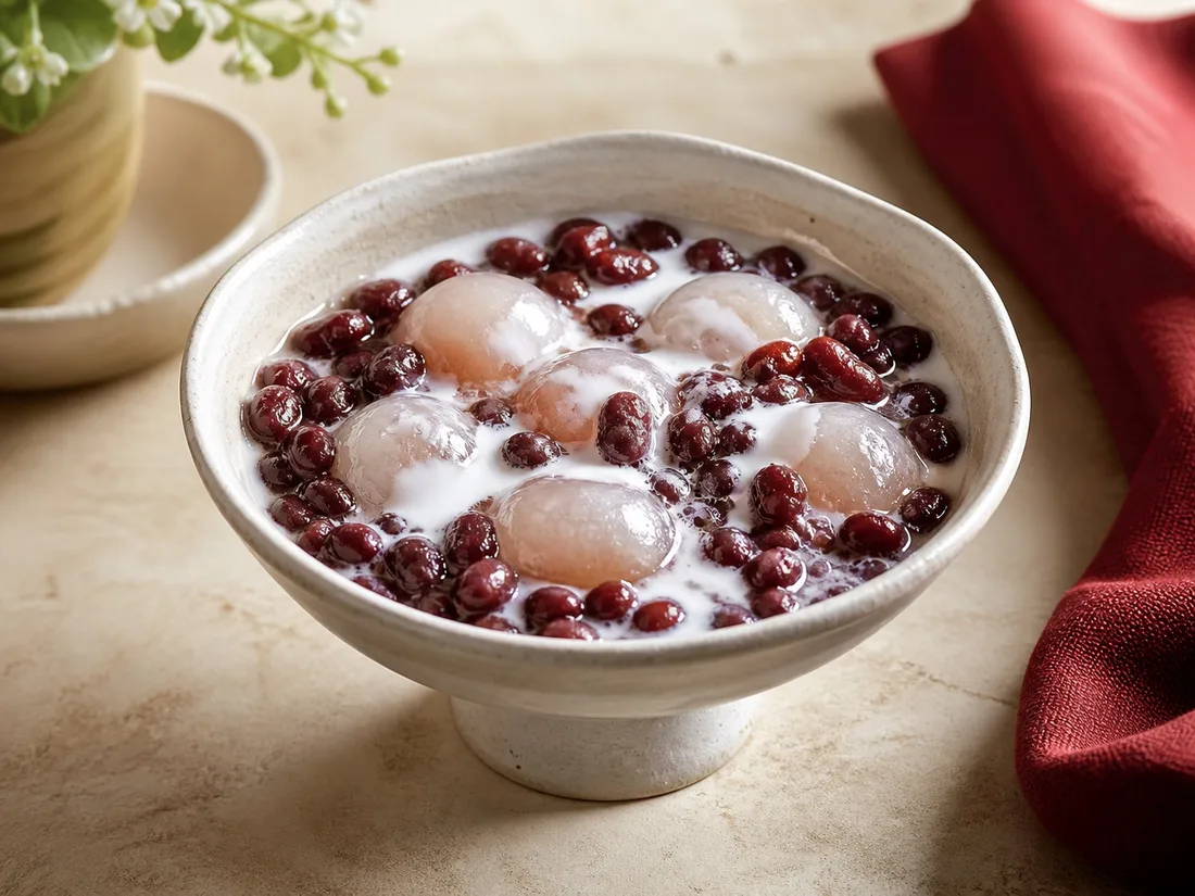 Red bean chè with tapioca dumplings and coconut milk
